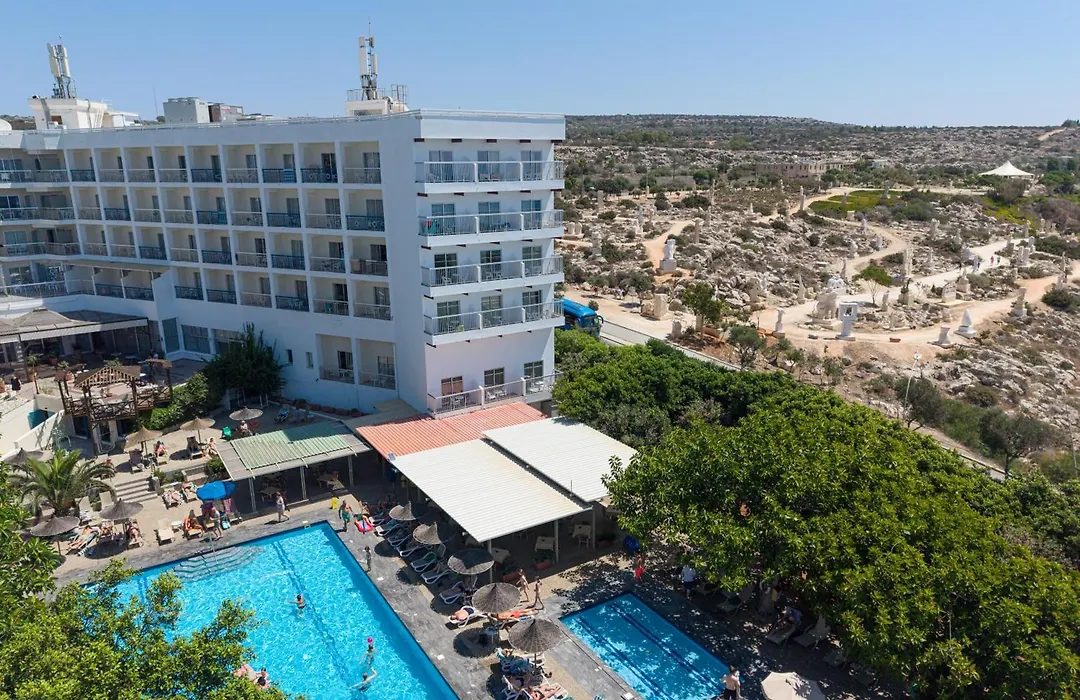 Marina Hotel-1